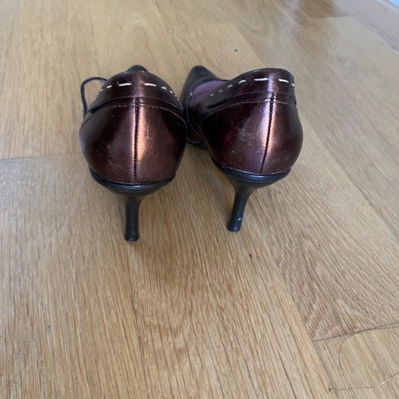 Kenneth Cole Reaction Pointy Heels - Picture 5 of 8